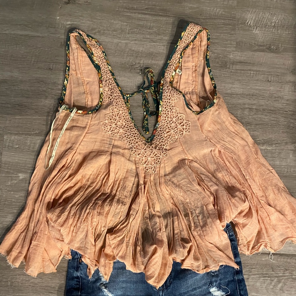 Gimmicks Pink Tie tank